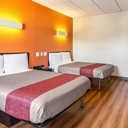 Econo Lodge Newark International